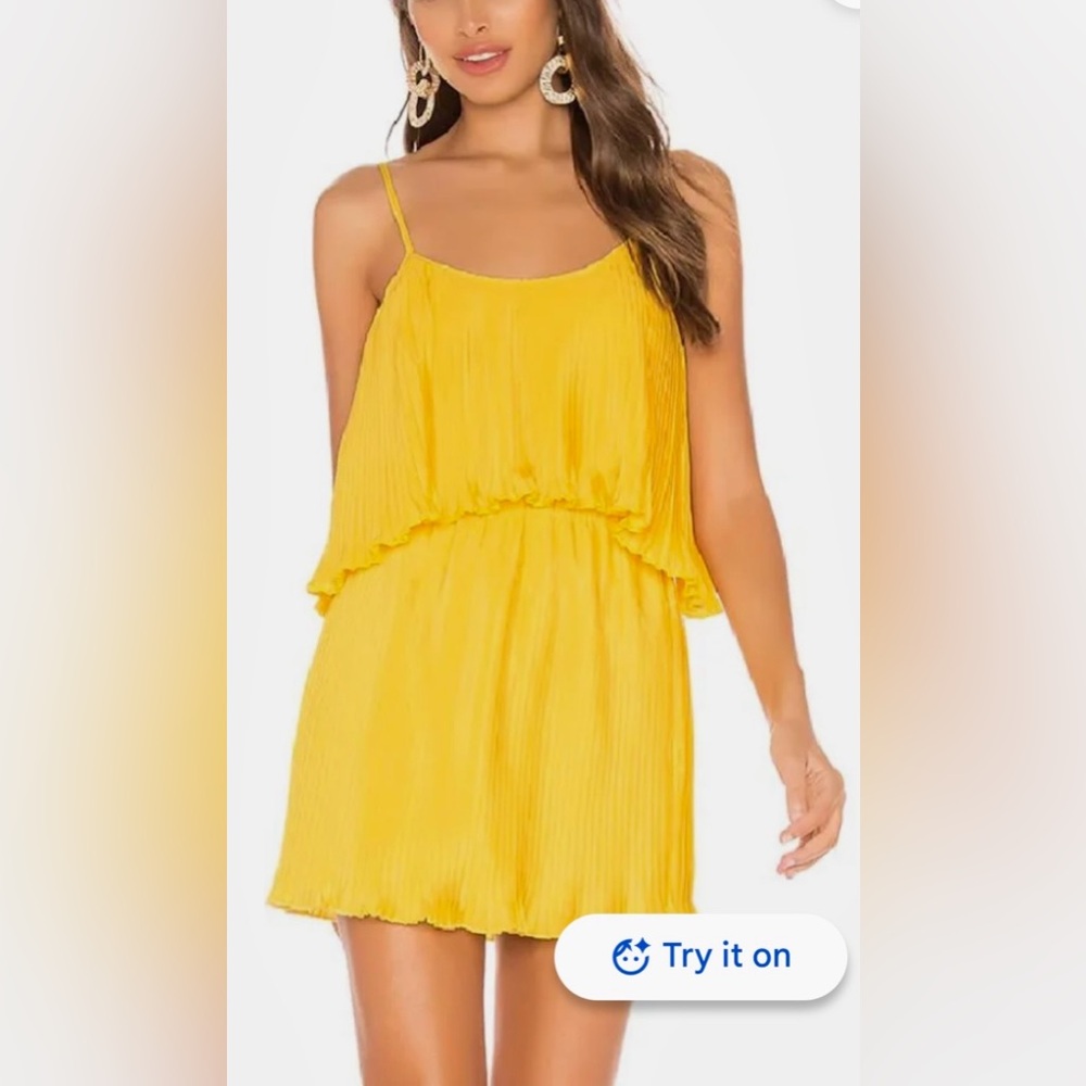 Revolve Superdown Tawnie Cami Mini Sun Dress tiered & pleats Yellow Gold size XS
